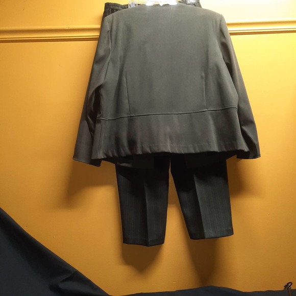 R & K Originals Brushed Olive Khaki Green 3-piece Blazer, Top and Pant set 22W - Picture 2 of 9